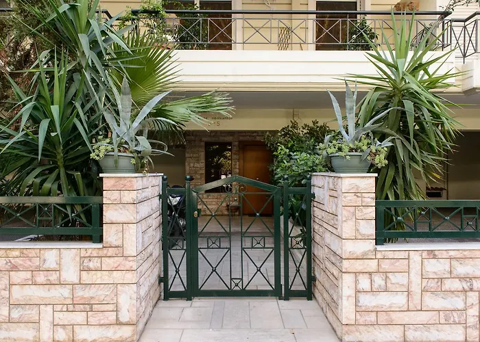 Apartment & Parking 100M Kerameikos Metro